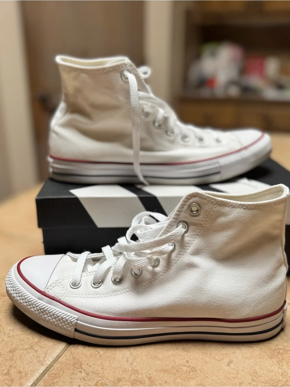 Converse men’s 8.5 White High-Top Sneakers with Red Trim Never worn